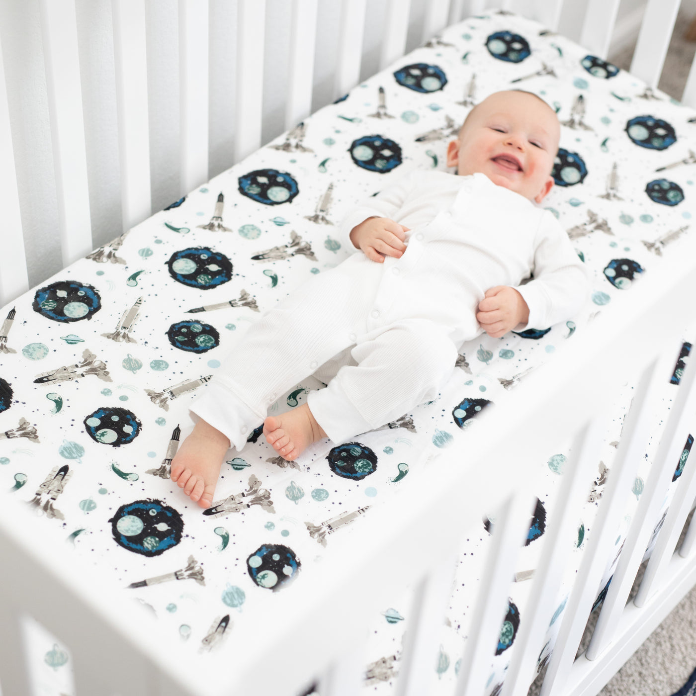 Space Oh So Soft Muslin Crib Sheet - Bebe au Lait