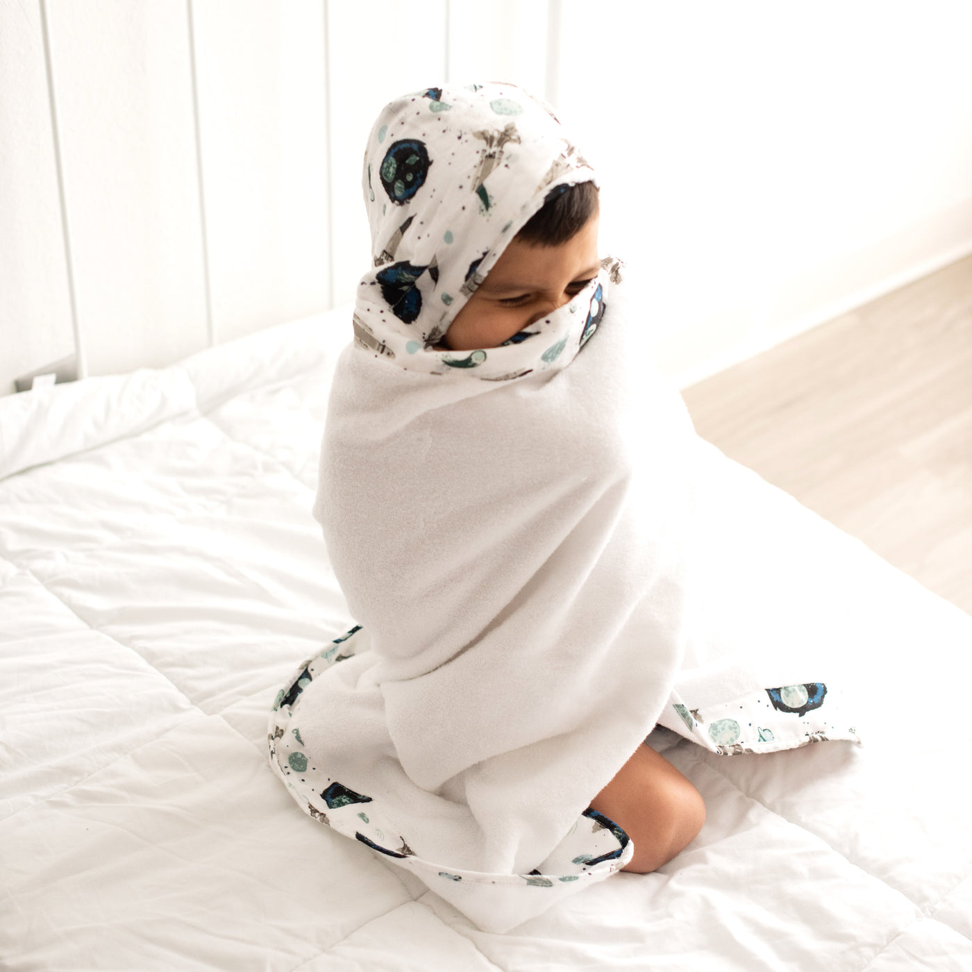 Space Toddler Hooded Towel - Bebe au Lait