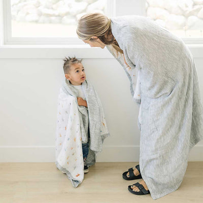 Animal Alphabet + Grey Crayon Oh-So-Soft Muslin Super Snuggle Blanket - Super Snuggle Blanket - Bebe au Lait